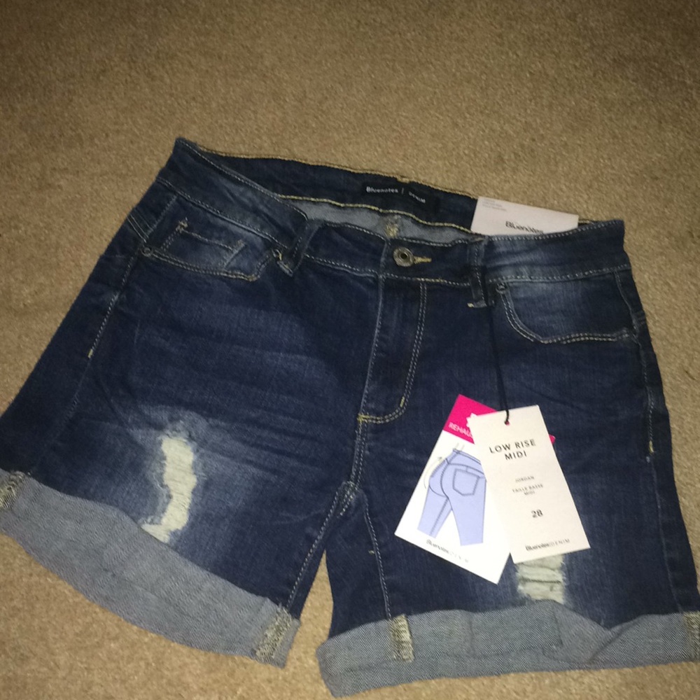 Bluenotes low rise ripped jean shorts